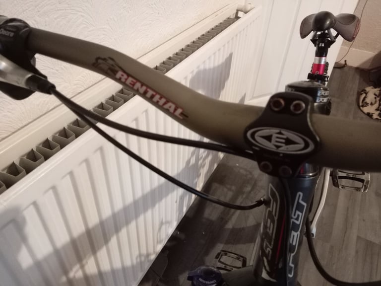 Felt virtue full suspension mountain bike 