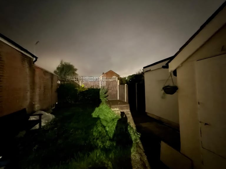 Modern brand new 3 Double Bedroom House In Chessington