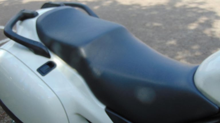 Honda NT650V Deauville 2005 low miles shaft drive Budget Tourer new MOT p/ex ok 