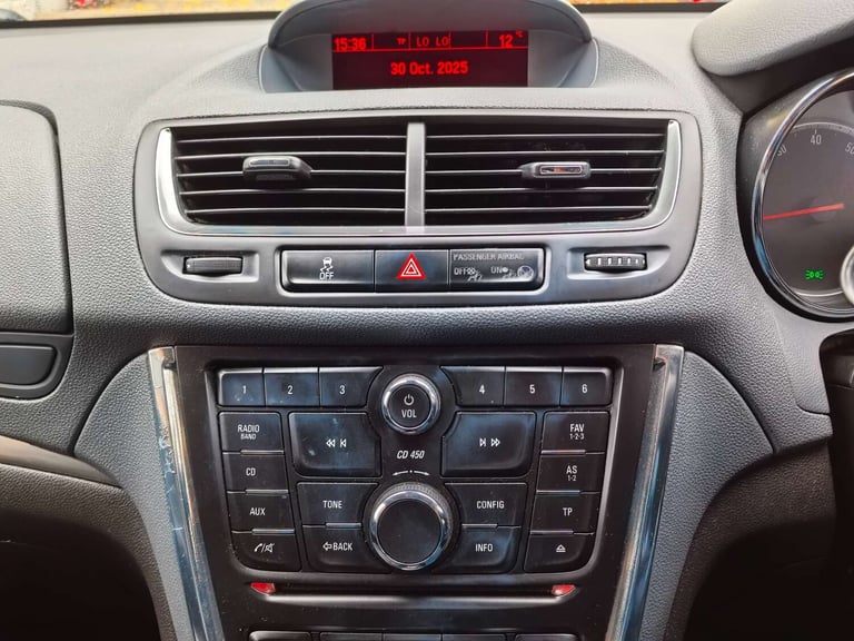 2015 Vauxhall Mokka 1.4 Mokka SE T Auto 5dr - Sunroof - Full Service History! SUV Petrol Automatic