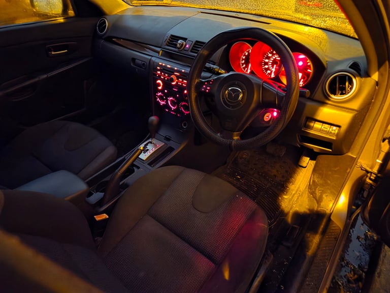 Mazda 3 1.6i Automatic (ULEZ)