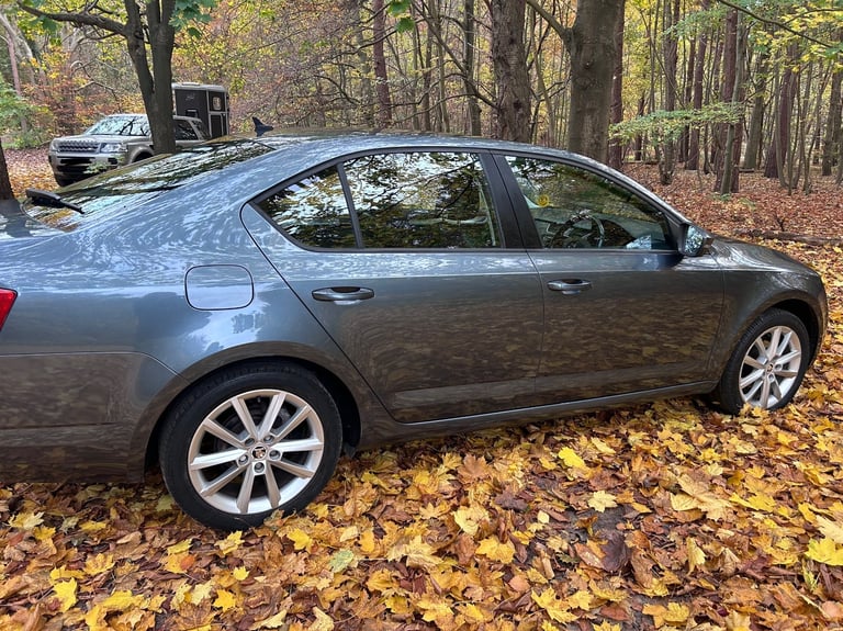 SKODA OCTAVIA ELEGANCE TDI CR 2014 FOR SPARES AND REPAIRS, COOLANT ISSUE