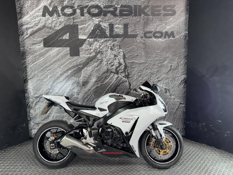 image for HONDA CBR1000RR FIREBLADE CBR 1000 2014