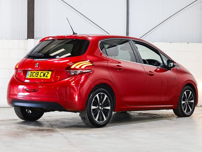 2019 Peugeot 208 1.2 PureTech 82 Tech Edition 5dr [Start Stop] HATCHBACK PETROL Manual