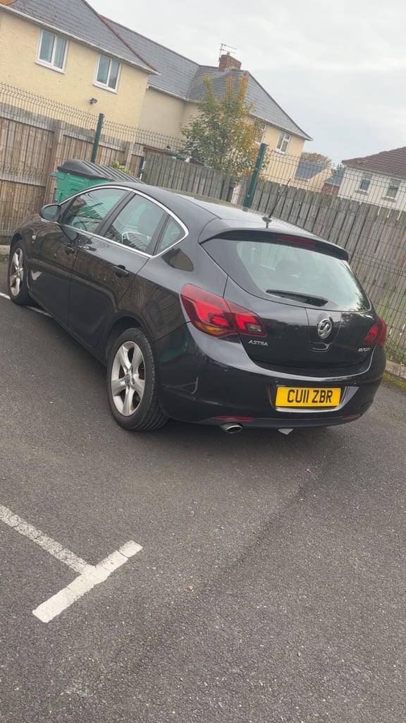 Vauxhall, ASTRA, Hatchback, 2011, Manual, 1956 (cc), 5 doors