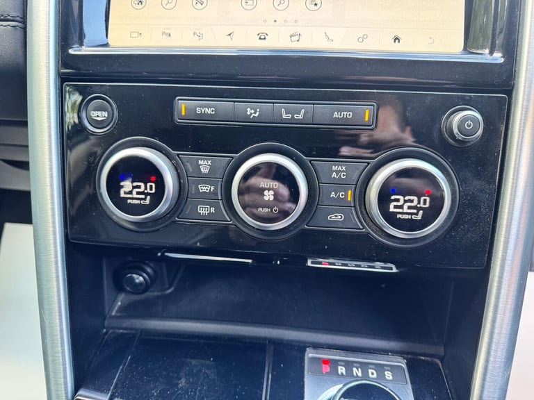 2019 Land Rover Discovery 3.0 SD6 HSE Commercial Auto PANEL VAN Diesel Automatic