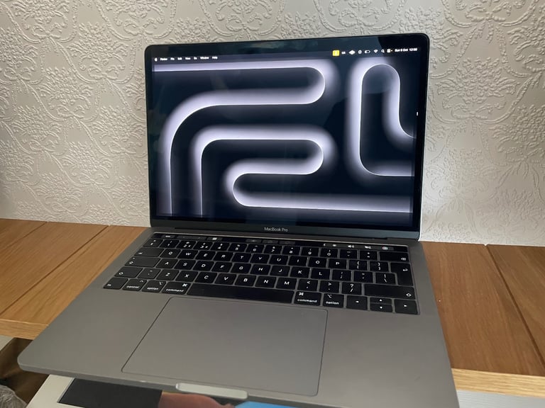 MacBook Pro - 2019 - 8GB Memory - 512GB Stoarage