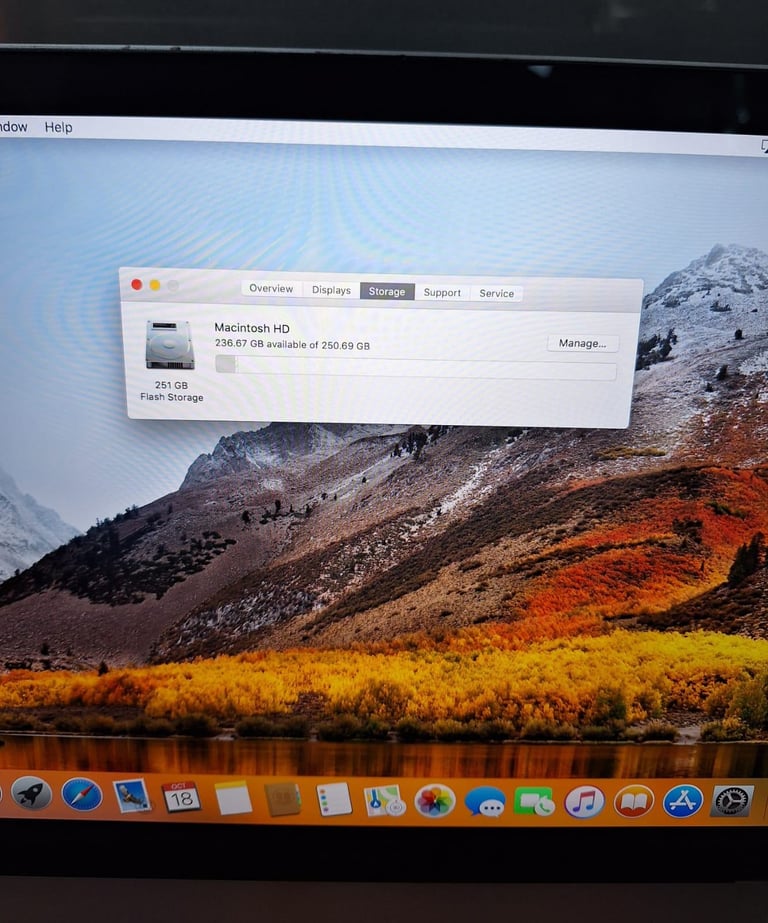 MacBook Pro (13Inch, 2017,I5 Intel core Processor, Two thunderbolts , 3 Ports) Read Desc