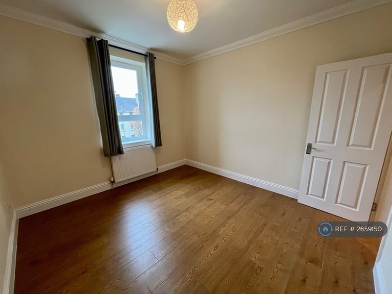 2 bedroom flat in Craigentinny Road, Edinburgh, EH7 (2 bed) (#2659150)