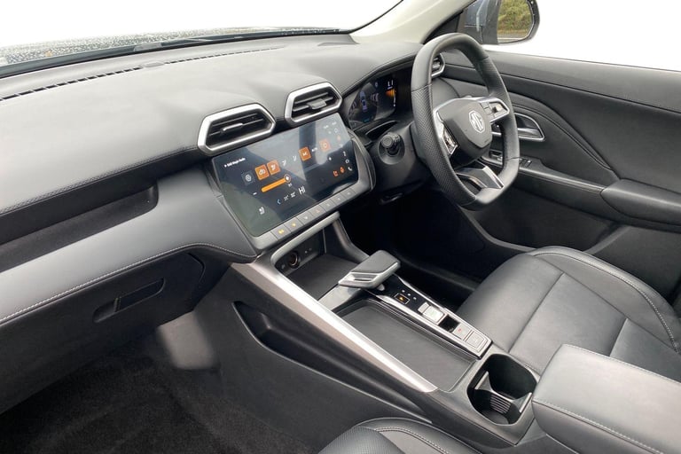 2025 MG MG ZS 106600 Hatchback Hybrid Automatic