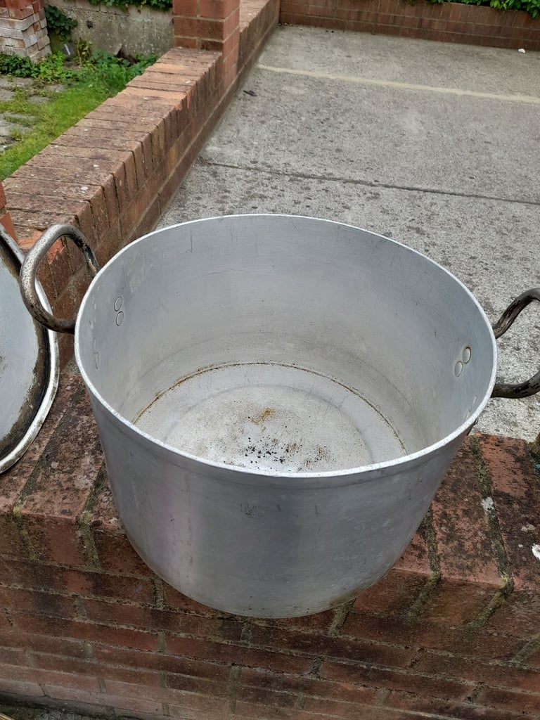 Cooking pot