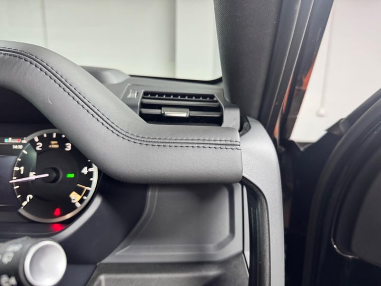 2023 Land Rover Defender 130 3.0 D300 MHEV X Auto 4WD Euro 6 (s/s) 5dr ESTATE Diesel Automatic