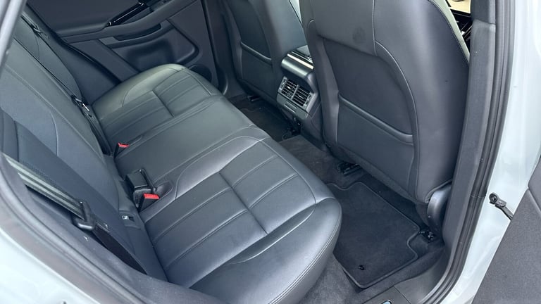 2025 Land Rover Range Rover Evoque 2.0 D165 Dynamic SE 5dr Auto Diesel Hatchback Hatchback Diesel...