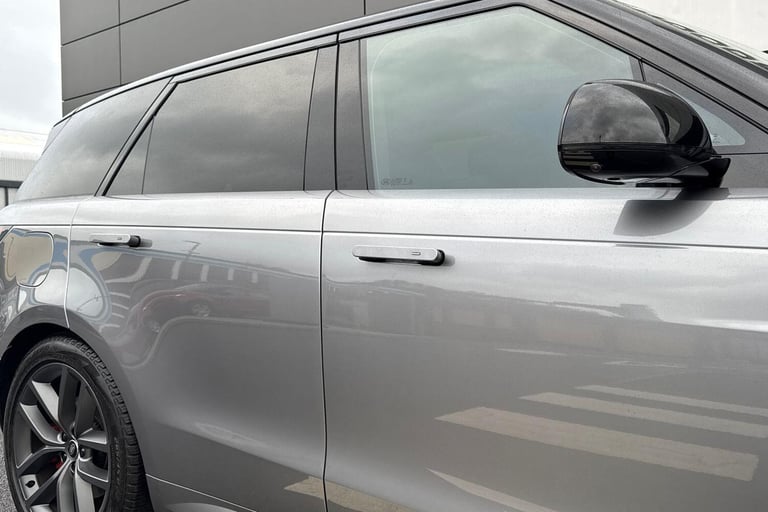 2023 Land Rover Range Rover Sport 3.0 D300 MHEV Dynamic SE SUV 5dr Diesel Auto 4WD Euro 6 (s/s) (...