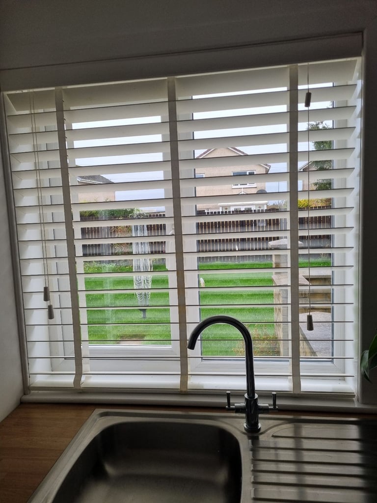 image for **FREE**Faux wood white blind with tapes
