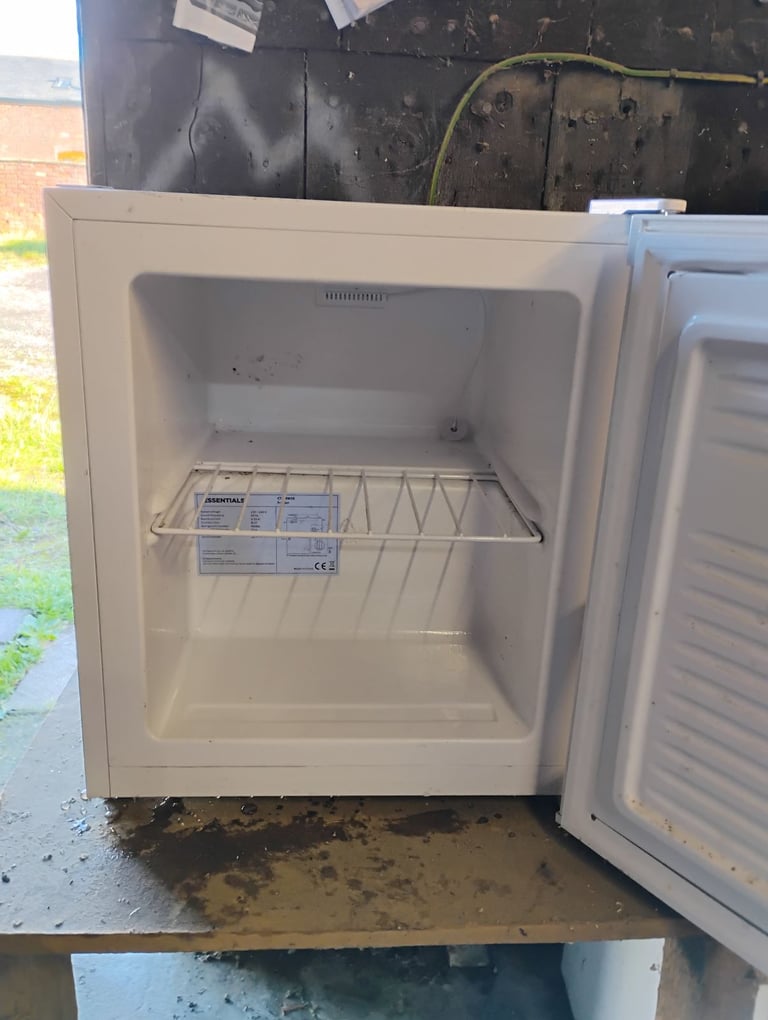 image for Essentials Table Top Freezer