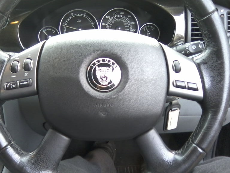 JAGUAR X-TYPE 2.2 DIESEL SOVEREIGN 6-SPEED 4-DR SALOON 57 PLATE 154K MILES FULL SERVICE HISTORY