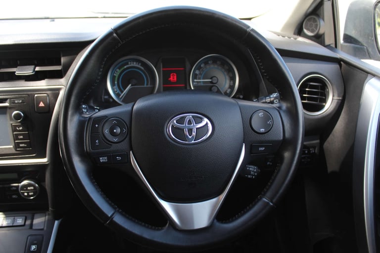 2015 Toyota Auris 1.8 Auris Icon+ VVT-i CVT 5dr Hatchback Hybrid Automatic