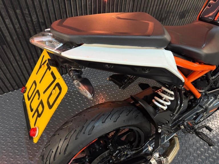 2020 KTM 125 Duke 125 Euro 4
