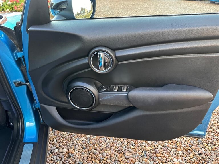 2014 MINI Hatch 1.5 Cooper 5dr HATCHBACK PETROL Manual