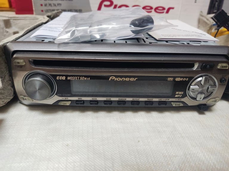 Pioneer car radio/cd player 50x4 output MP3 WMA  £50 Ono  