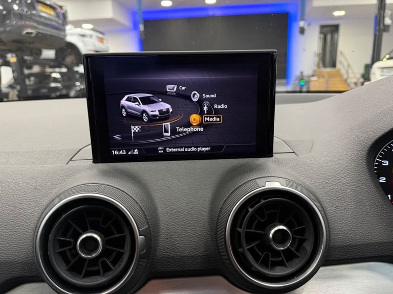 2017 67 AUDI Q2 1.4 TFSI COD S LINE SUV 5DR PETROL S TRONIC EURO 6 (S/S) (150 PS