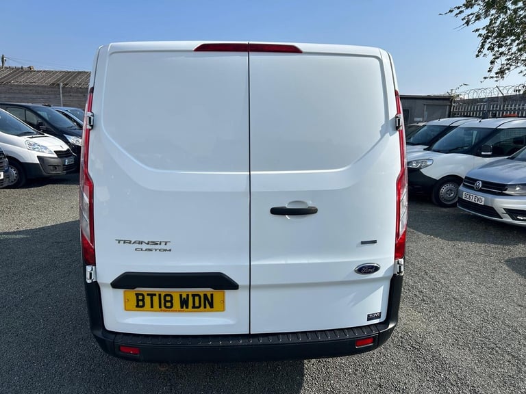 2018 Ford Transit Custom 2.0 TDCi 105ps Low Roof Van PANEL VAN Diesel Manual