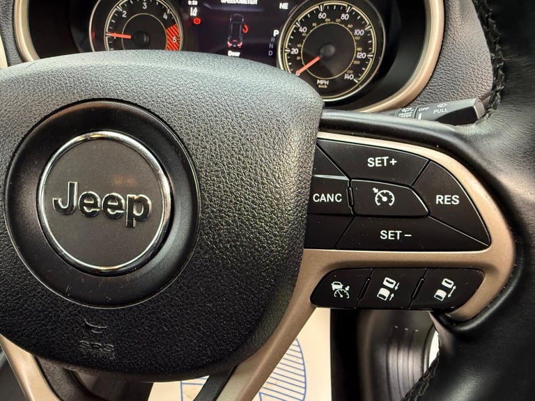 2014 Jeep Cherokee 2.0 CRD [170] Limited 5dr Auto ESTATE DIESEL Automatic