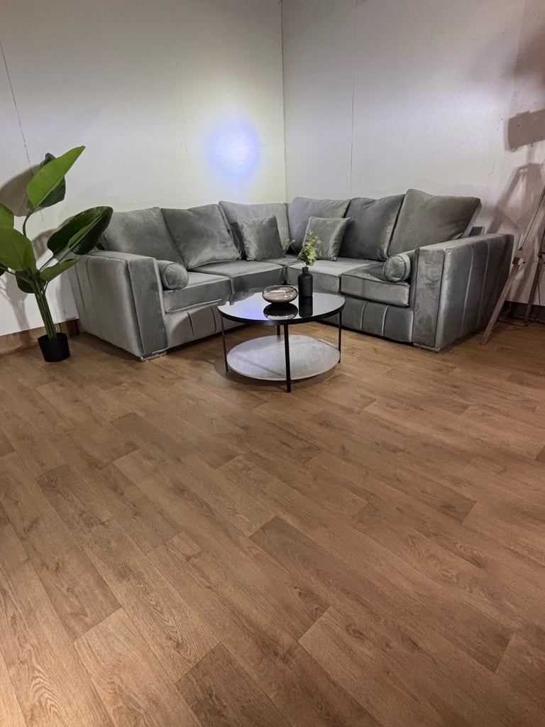 image for New Large Suede Grey Corner Sofa FREE DELIVERY AVAILABLE! £550