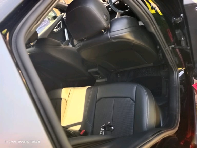 Audi 2024 Q2 S LINE BLACK SUV 1.5 35 TFSI