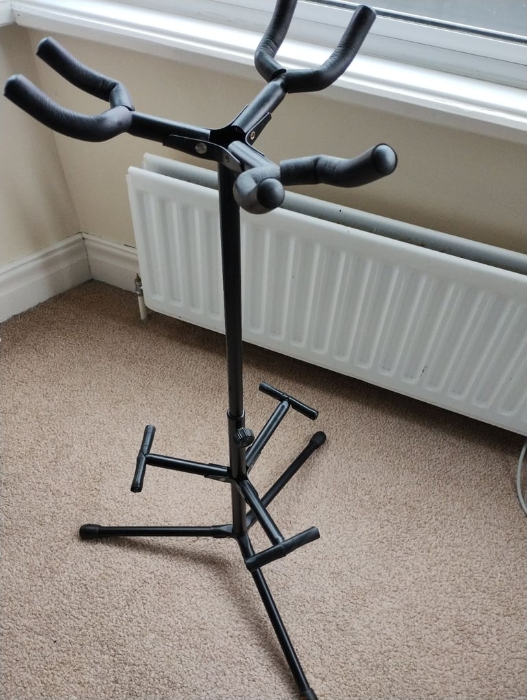 image for Triple guitar stand