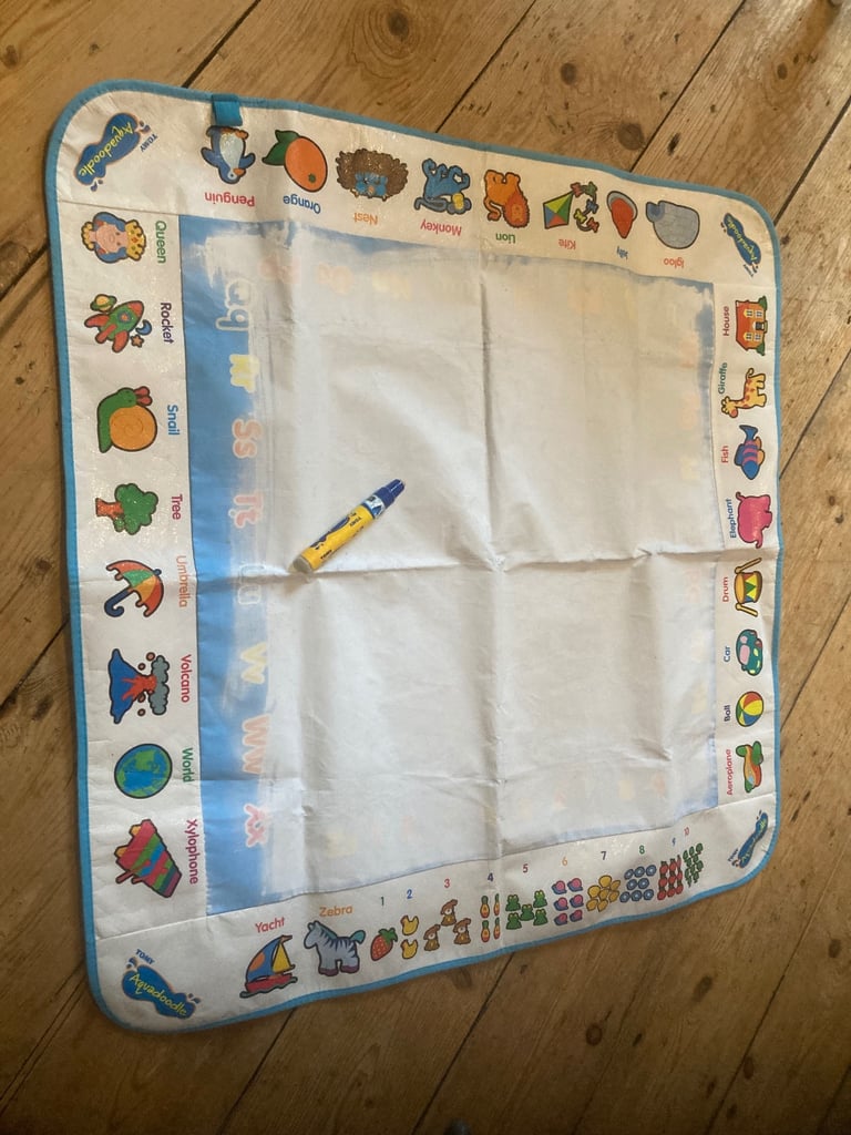 Aqua doodle mat & pen