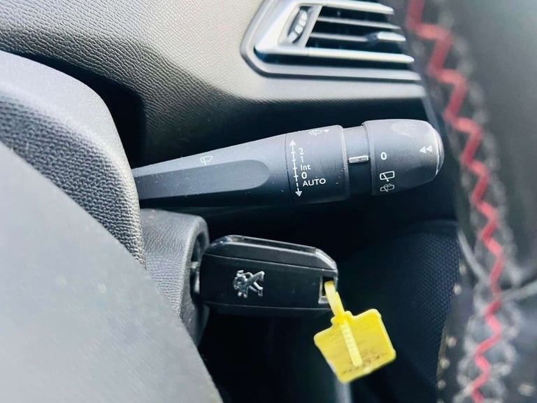 2015 Peugeot 308 1.6 BlueHDi 120 GT Line 5dr HATCHBACK DIESEL Manual