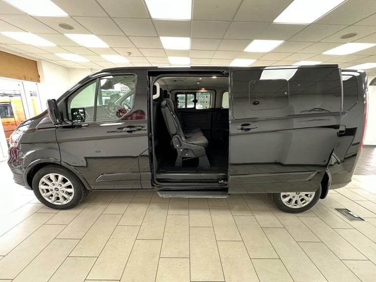 2020 Ford Tourneo Custom 2.0 EcoBlue 130ps L/R 8 Seater Titanium Auto MPV DIESEL Automatic