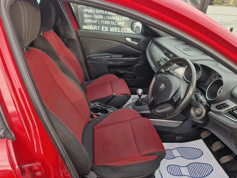 2014 Alfa Romeo Giulietta 1.6 JTDM-2 Collezione Euro 5 (s/s) 5dr HATCHBACK Diesel Manual