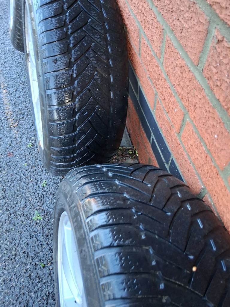 Set of 4 bmw wheels tyers. £200.00 