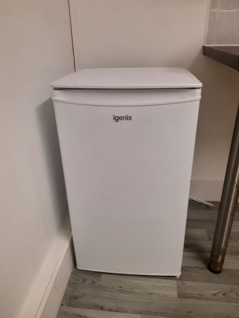 image for Narrow undercounter fridge