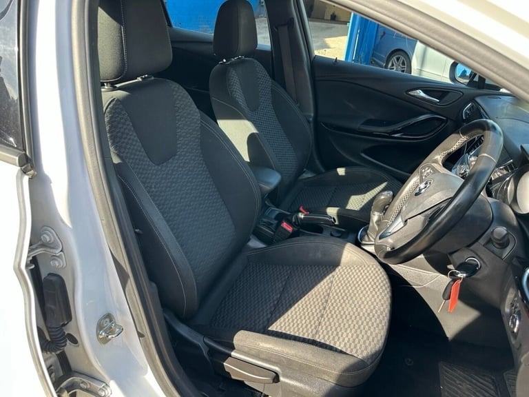 2018 Vauxhall Astra 1.0i Turbo ecoTEC SRi Hatchback 5dr Petrol Manual Euro 6 (s/s) (105 ps) Hatch...