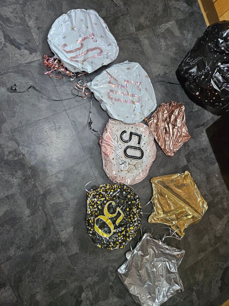 7 x deflated 50th Birthday balloons 