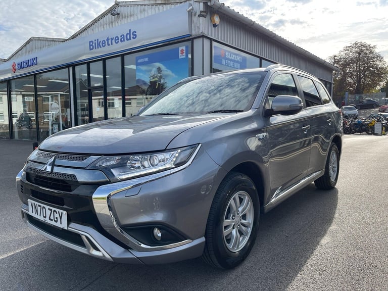 2020 Mitsubishi Outlander 2.4h TwinMotor 13.8kWh Verve CVT 4WD Euro 6 (s/s) 5dr ESTATE Petrol/Ele...