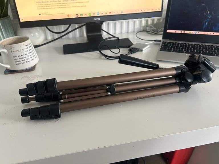 DSLR Portable Tripod