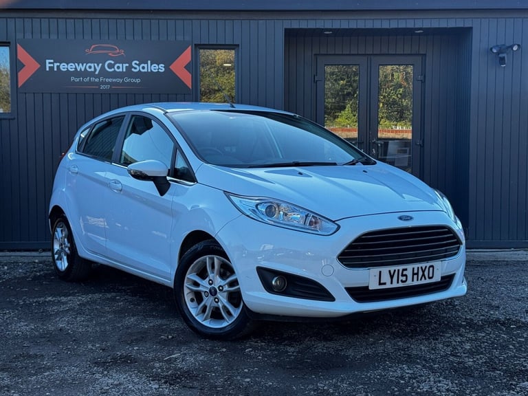 image for FORD FIESTA 1.0T EcoBoost Zetec Hatchback 5dr Petrol Manual, 8 Stamps, Â