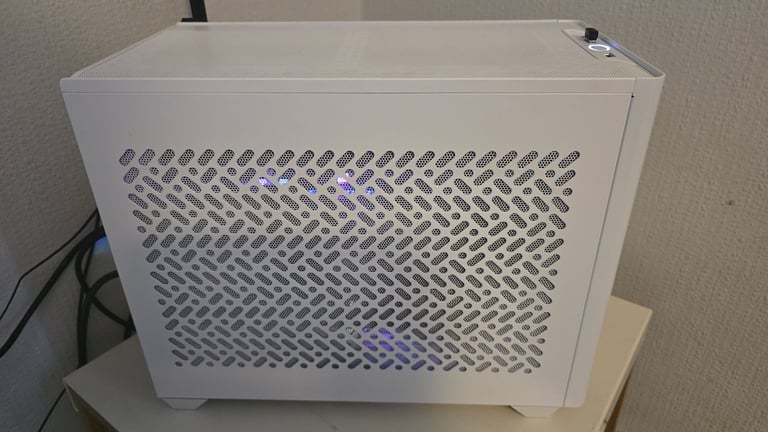 Gaming PC - Small Form Factor - 7900XT GPU - 7700X CPU