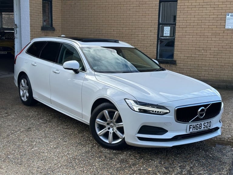2018 Volvo V90 2.0 D4 Momentum Estate 5dr Diesel Auto Euro 6 (s/s) (190 ps) Estate Diesel Automatic
