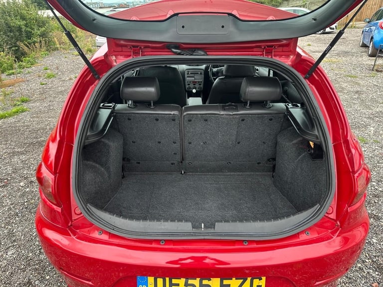 2006 Alfa Romeo 147 1.6 TS Lusso 3dr HATCHBACK Petrol Manual