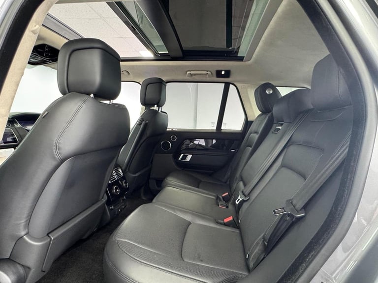 LAND ROVER RANGE ROVER 3.0 D300 MHEV Westminster Black Auto 4WD Euro 6 (s/s)