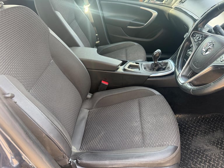 2016 Vauxhall Insignia 2.0 CDTi ecoFLEX Tech Line Euro 6 (s/s) 5dr HATCHBACK Diesel Manual