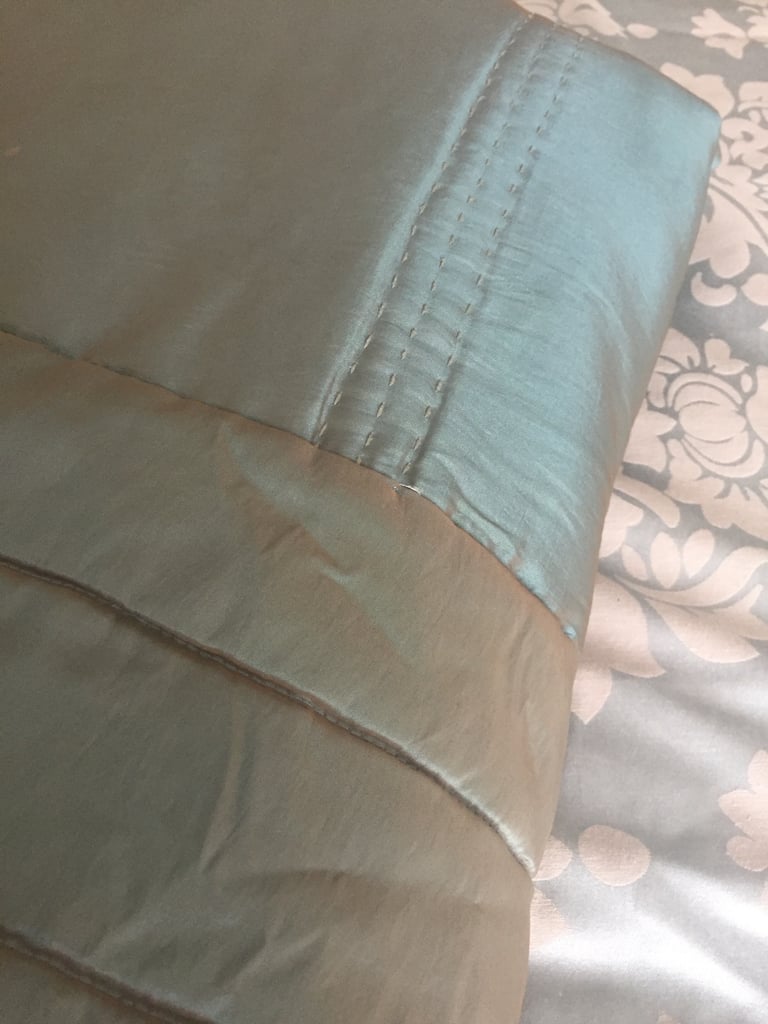 image for Marks & Spencer Autograph. Quilted throw for king size bed. 