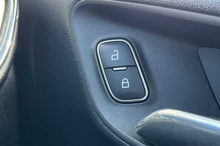 2022 Ford Fiesta 1.0T EcoBoost MHEV ST-Line Hatchback 5dr Petrol Hybrid Manual Euro 6 (s/s) Hatch...