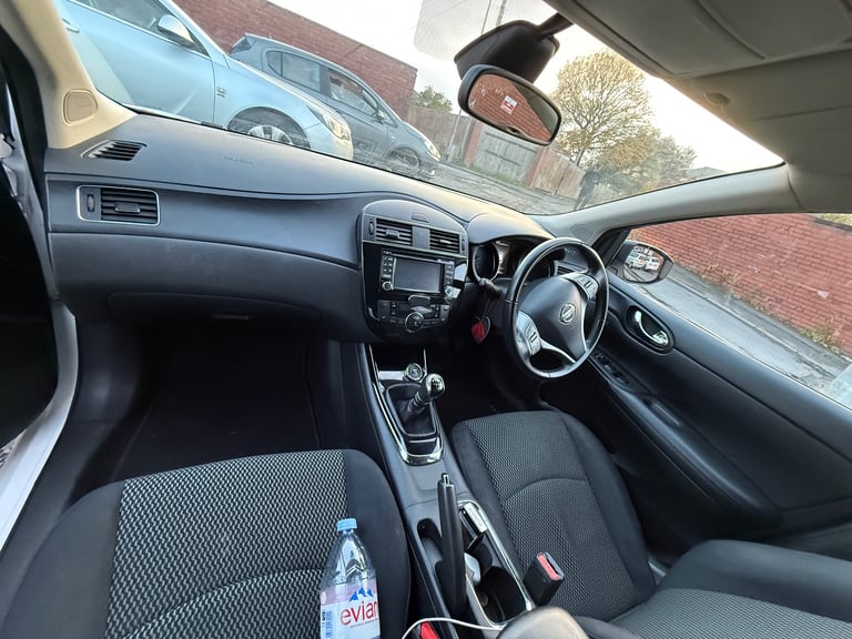 Nissan, PULSAR, Hatchback, 2016, Manual, 1461 (cc), 5 doors